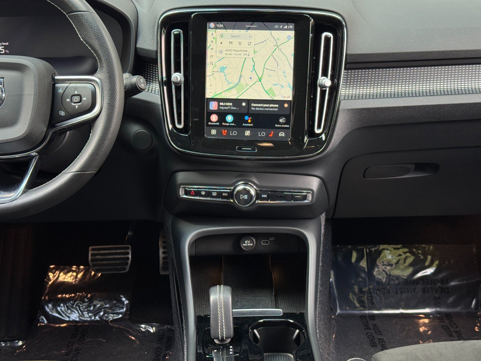 Used 2021 Volvo XC40 P8 Recharge w/ Advanced Package AWD/4WD image 23