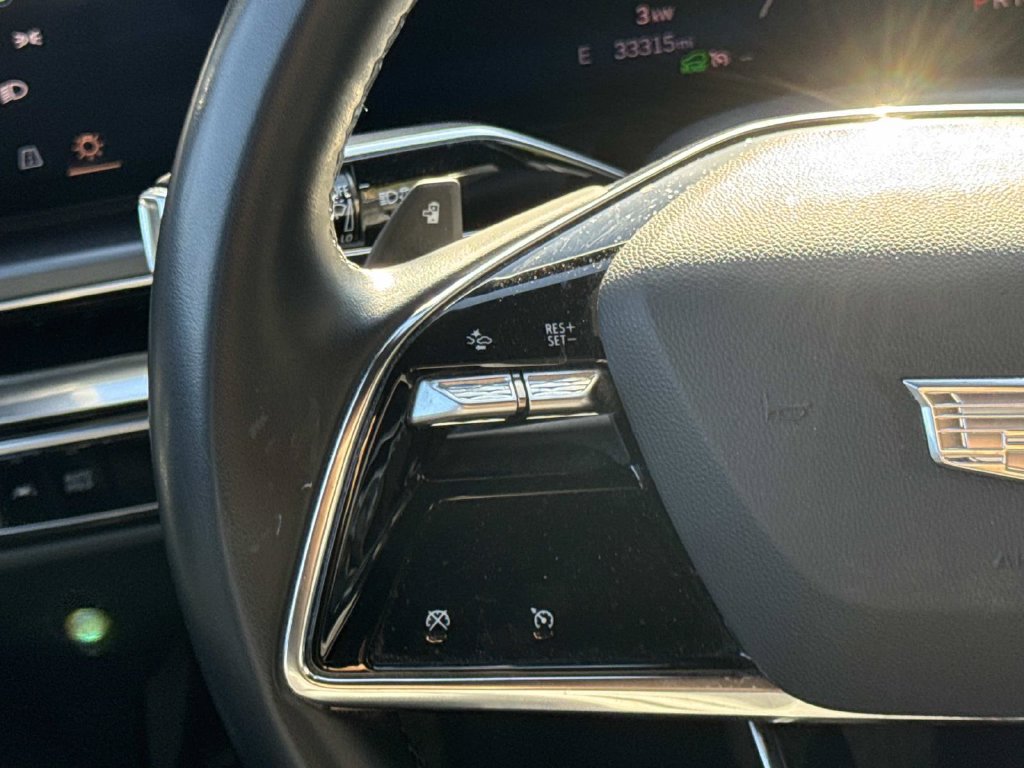 Used 2024 Cadillac Lyriq Tech RWD image 10