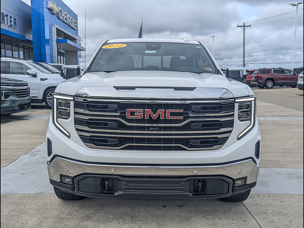 Used 2024 GMC Sierra 1500 SLT w/ SLT Premium Plus Package AWD/4WD image 10