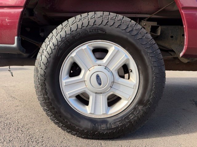 Used 2004 Ford F150 XLT AWD/4WD image 8
