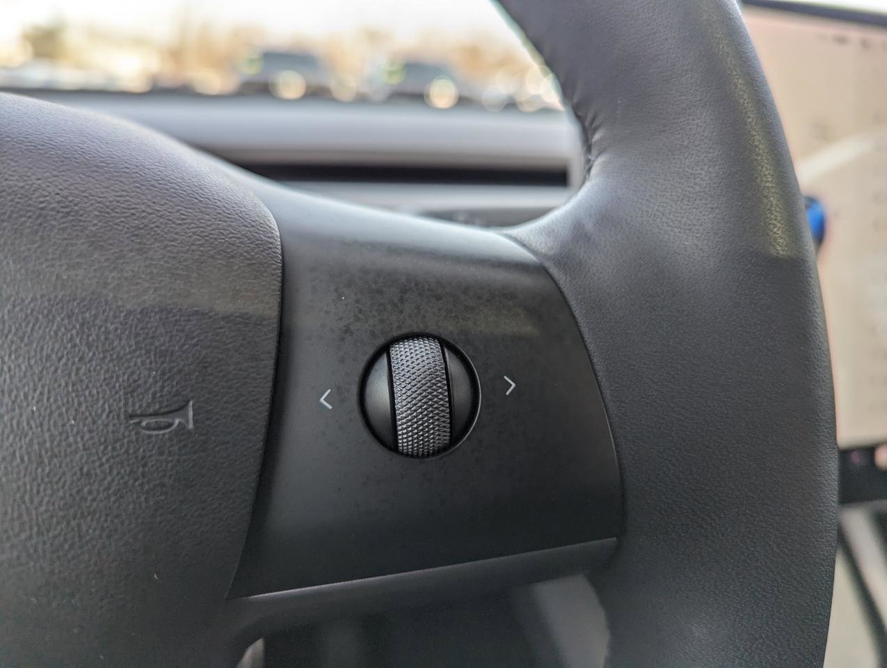 Used 2021 Tesla Model Y Long Range image 17