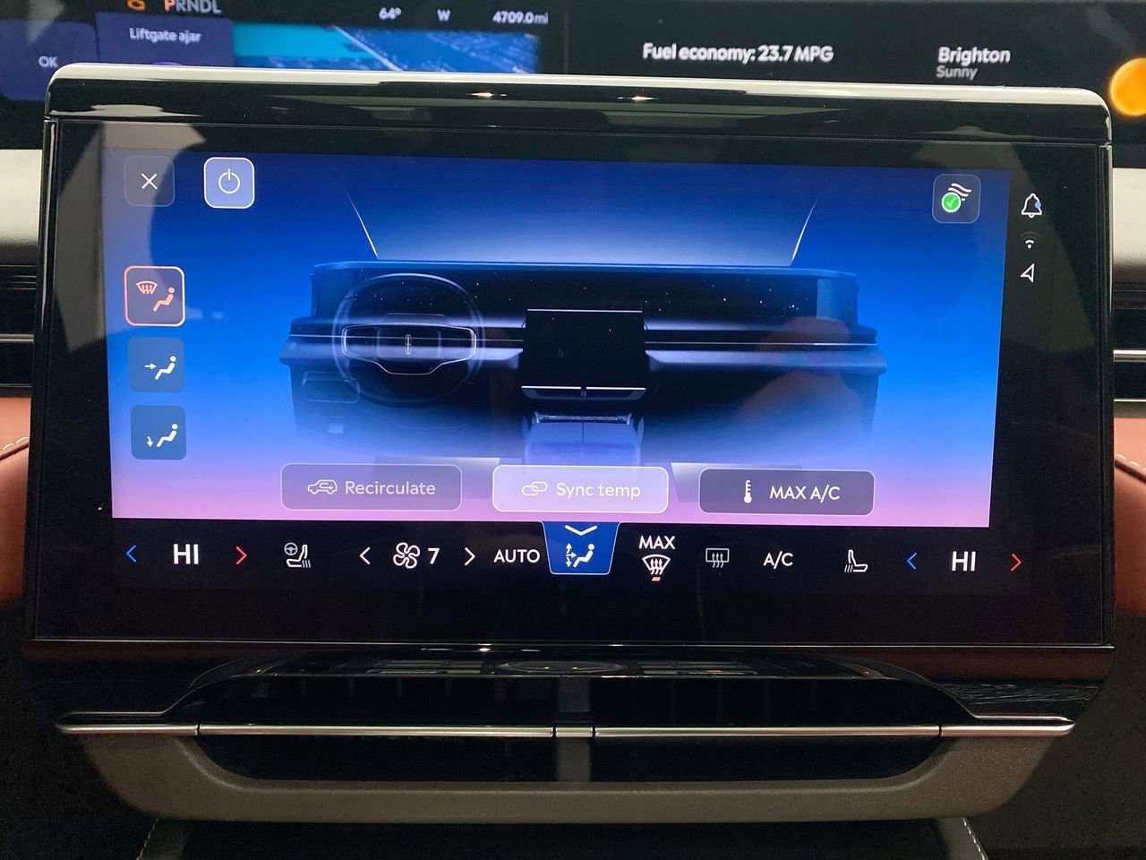 Used 2025 Lincoln Nautilus Black Label AWD/4WD image 22
