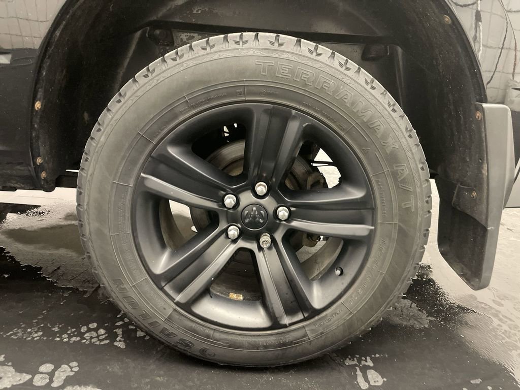 Used 2016 RAM 1500 Sport w/ Black Ram 1500 Sport Group image 26