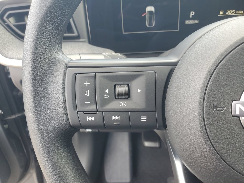Used 2026 Nissan Kicks SV w/ Charging Package FWD image 12