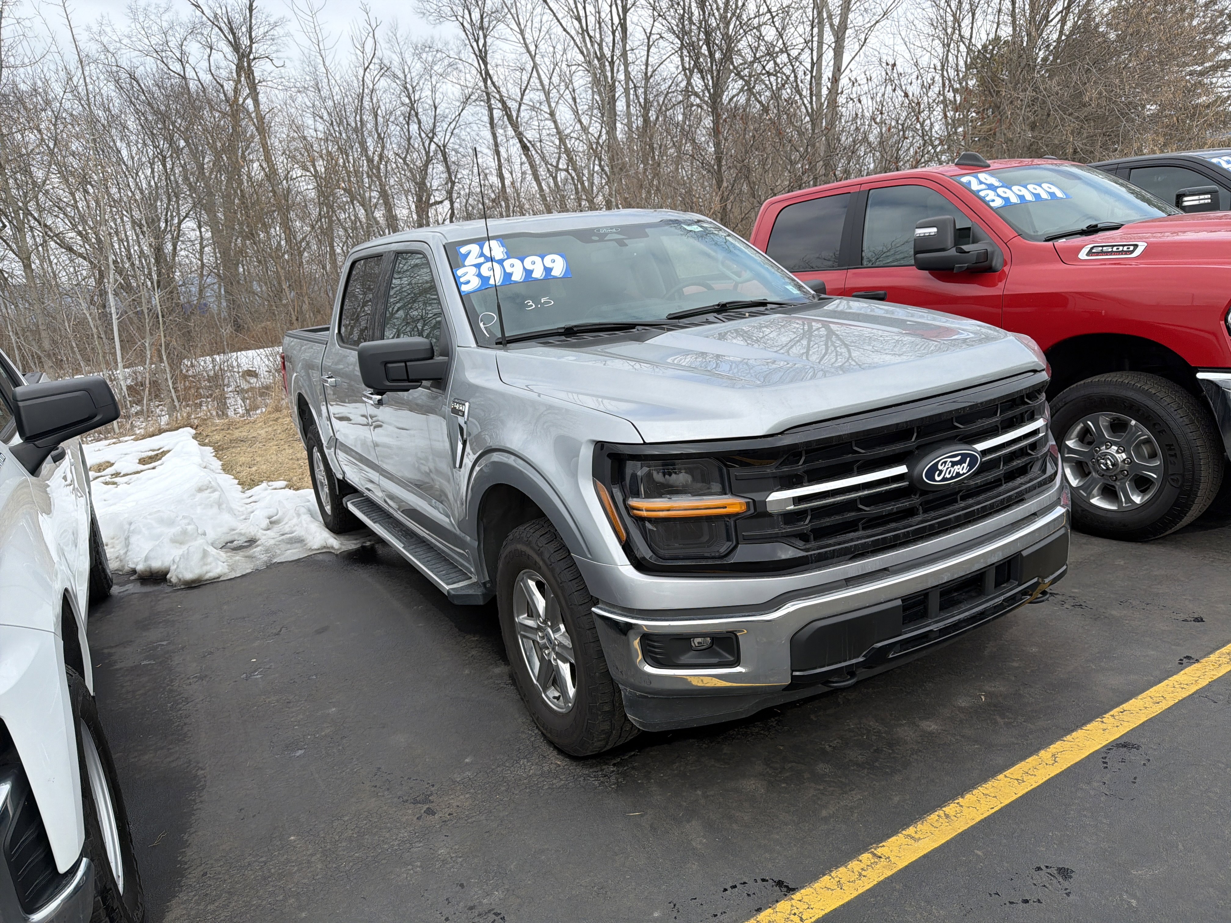 Used 2024 Ford F150 XLT image 3