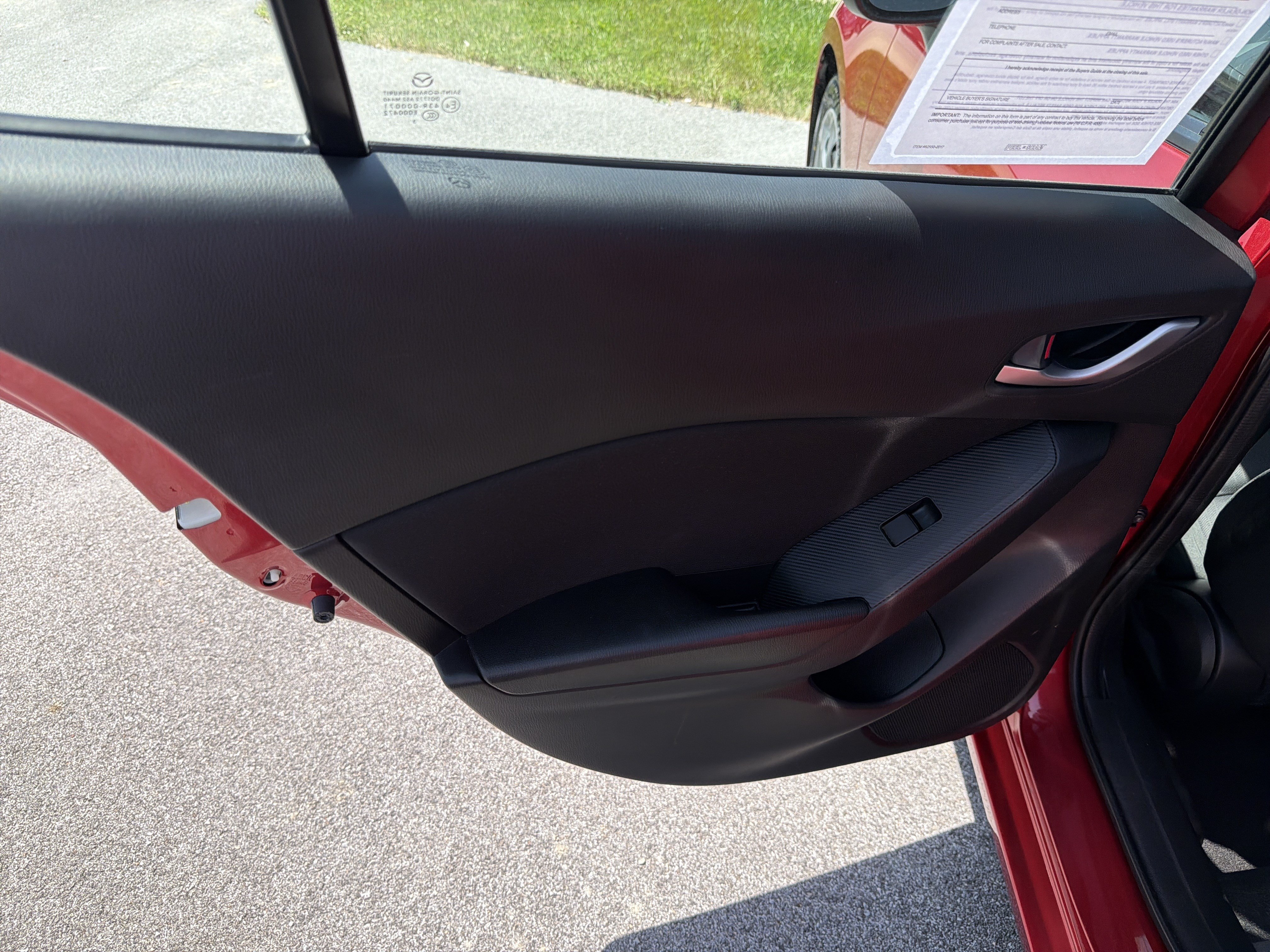 Used 2014 MAZDA MAZDA3 i Sport FWD image 30