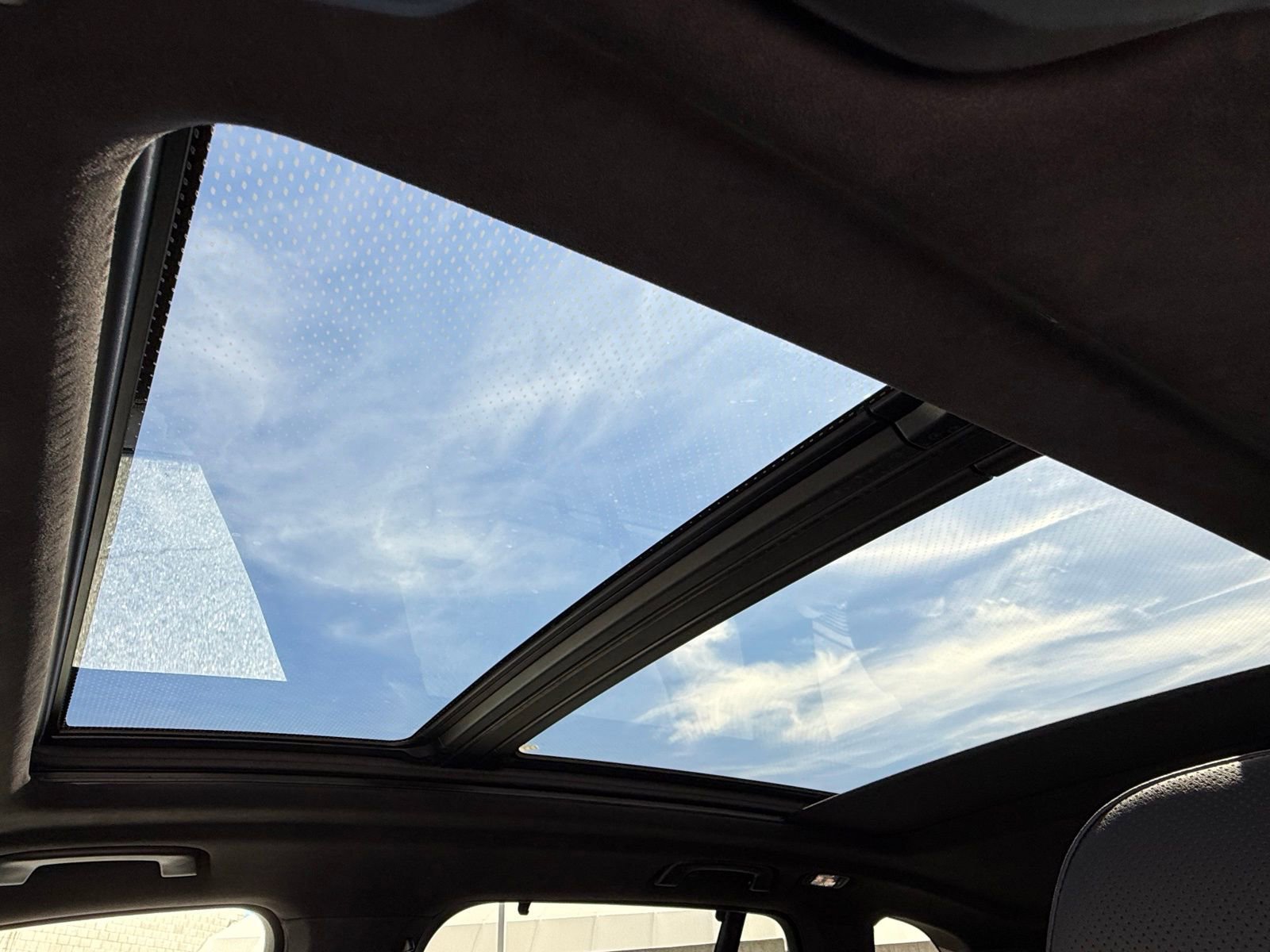 Used 2026 BMW X5 M60i image 23