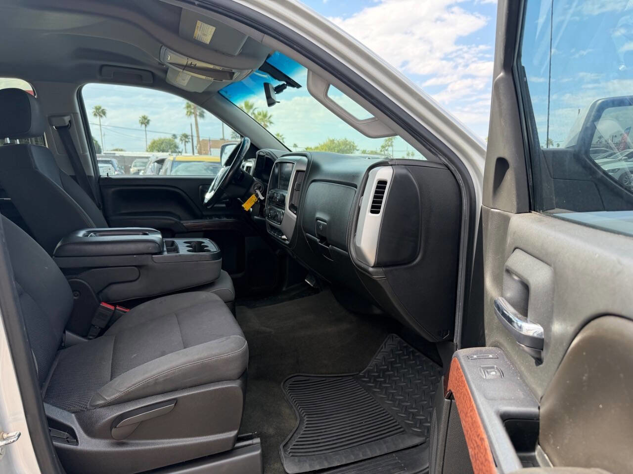 Used 2016 GMC Sierra 1500 SLE w/ SLE Value Package AWD/4WD image 27