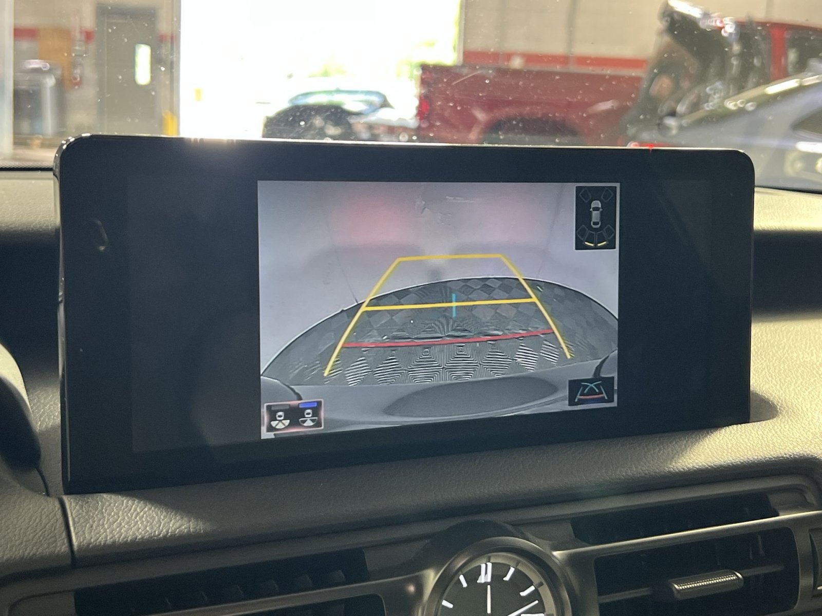 Used 2025 Lexus IS 350 F Sport w/ Navigation Package AWD/4WD image 18