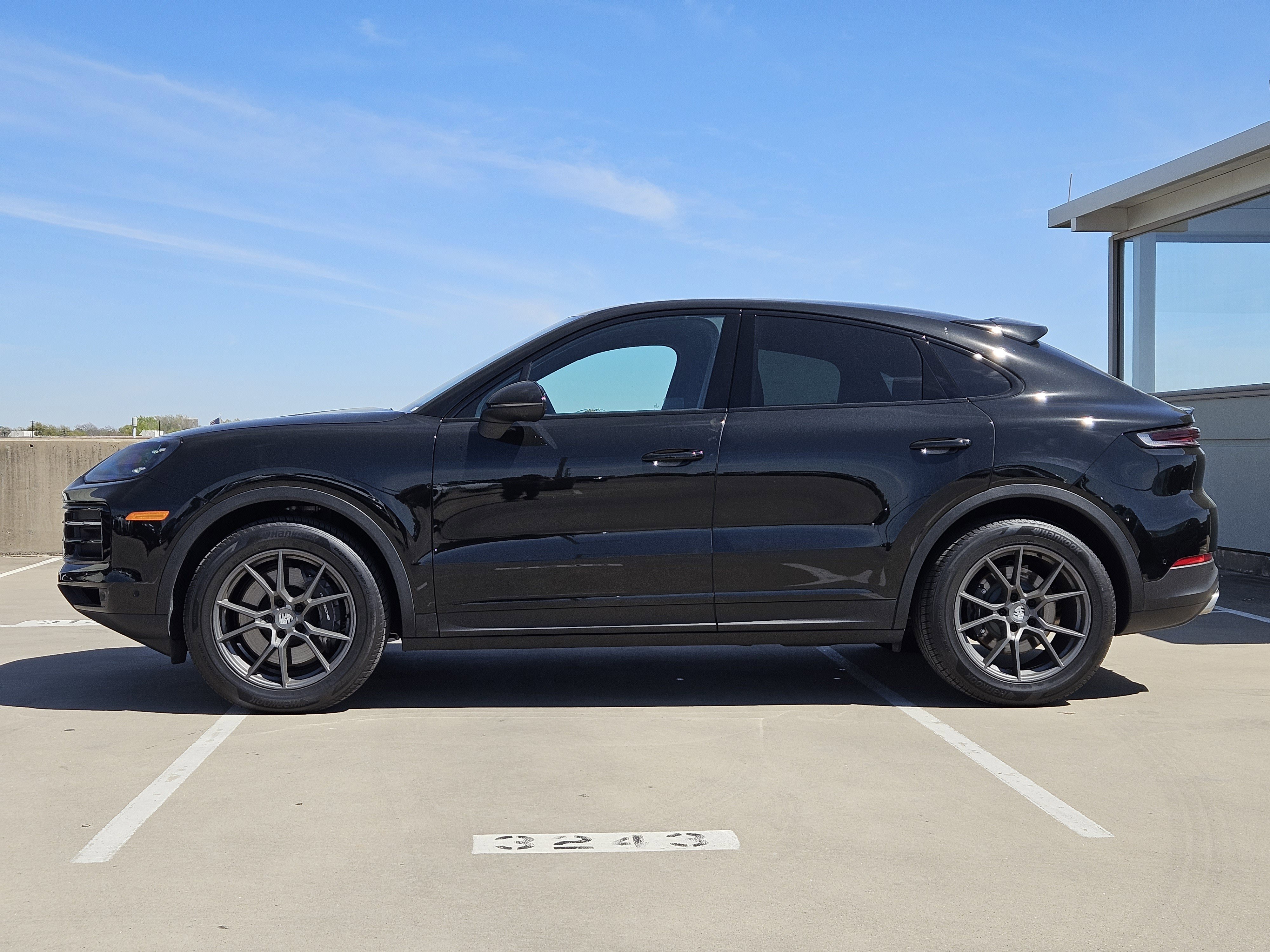 Certified 2026 Porsche Cayenne Coupe AWD/4WD image 2