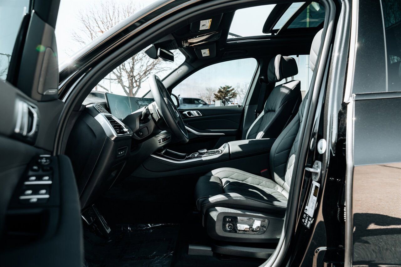 Used 2026 BMW X5 xDrive40i w/ M Sport Package image 23