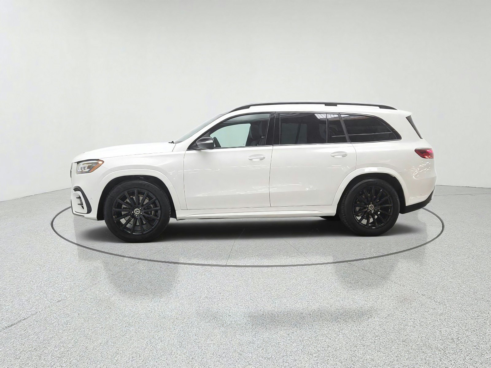 Certified 2024 Mercedes-Benz GLS 450 4MATIC image 8