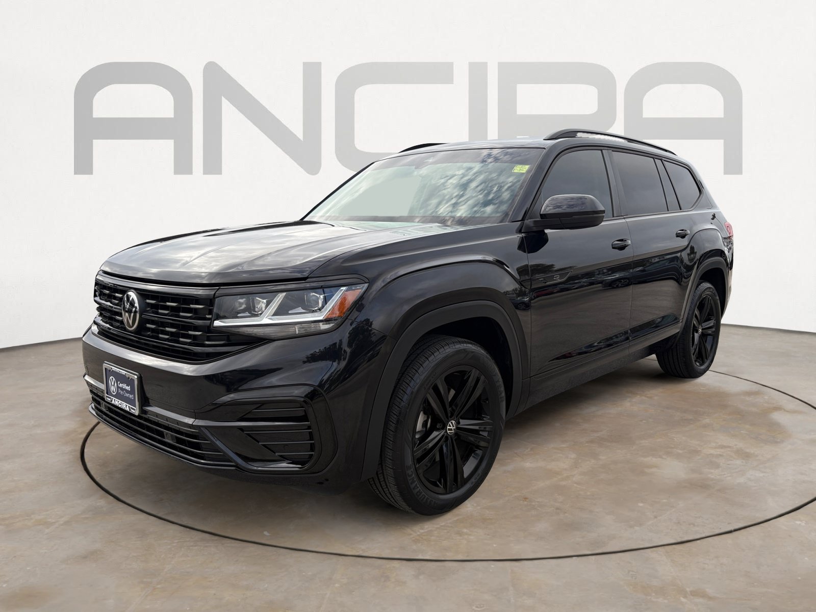 Certified 2023 Volkswagen Atlas SEL R-Line AWD/4WD image 6