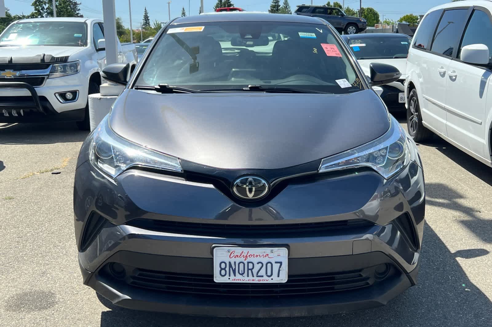 Used 2019 Toyota C-HR LE FWD video 2
