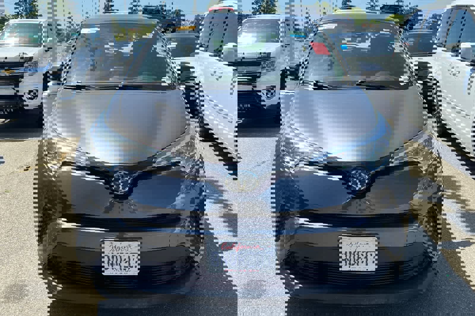 Used 2019 Toyota C-HR LE FWD image 2