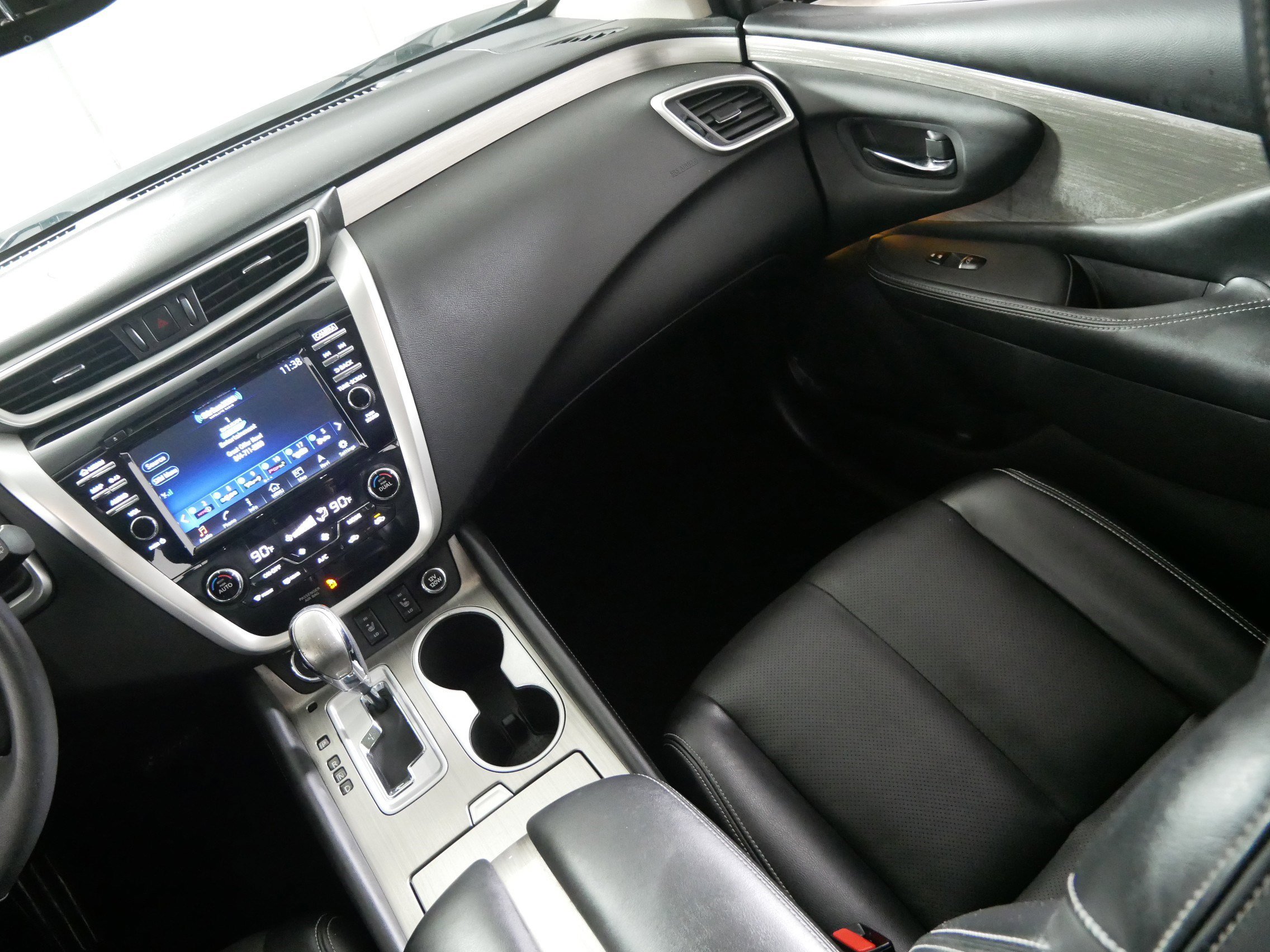 Used 2017 Nissan Murano SL w/ SL Technology Package image 11