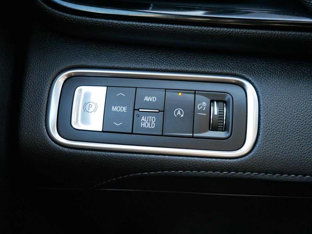 Used 2025 Buick Enclave Preferred AWD/4WD image 28