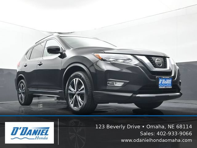 Used 2017 Nissan Rogue SL w/ SL Premium Package AWD/4WD image 14