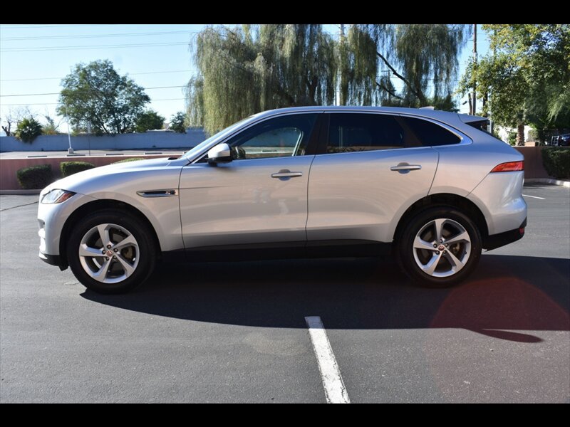 Used 2019 Jaguar F-PACE Premium AWD/4WD image 4