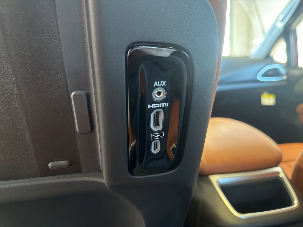 New 2026 Chrysler Pacifica Pinnacle image 32