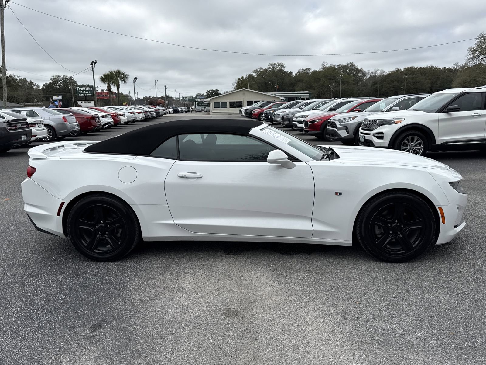 Used 2023 Chevrolet Camaro LT image 7