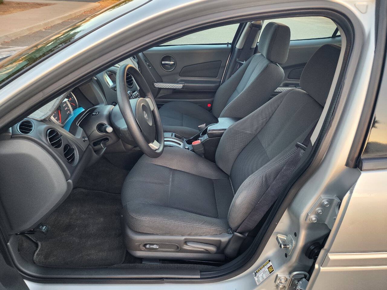 Used 2004 Pontiac Grand Prix GT w/ Drivers Package FWD image 11