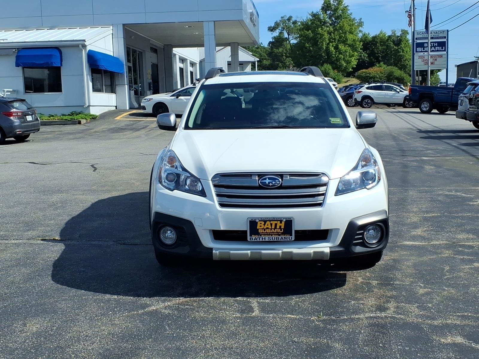 Used 2014 Subaru Outback 2.5i Limited AWD/4WD image 2