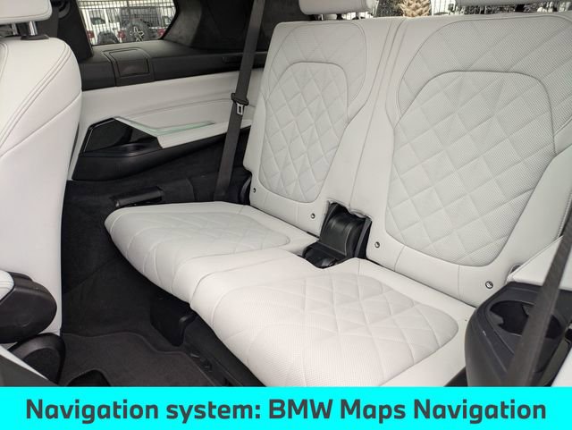 Used 2023 BMW X7 xDrive40i w/ Premium Package image 29
