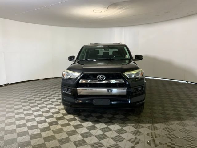 Used 2016 Toyota 4Runner Limited AWD/4WD image 2