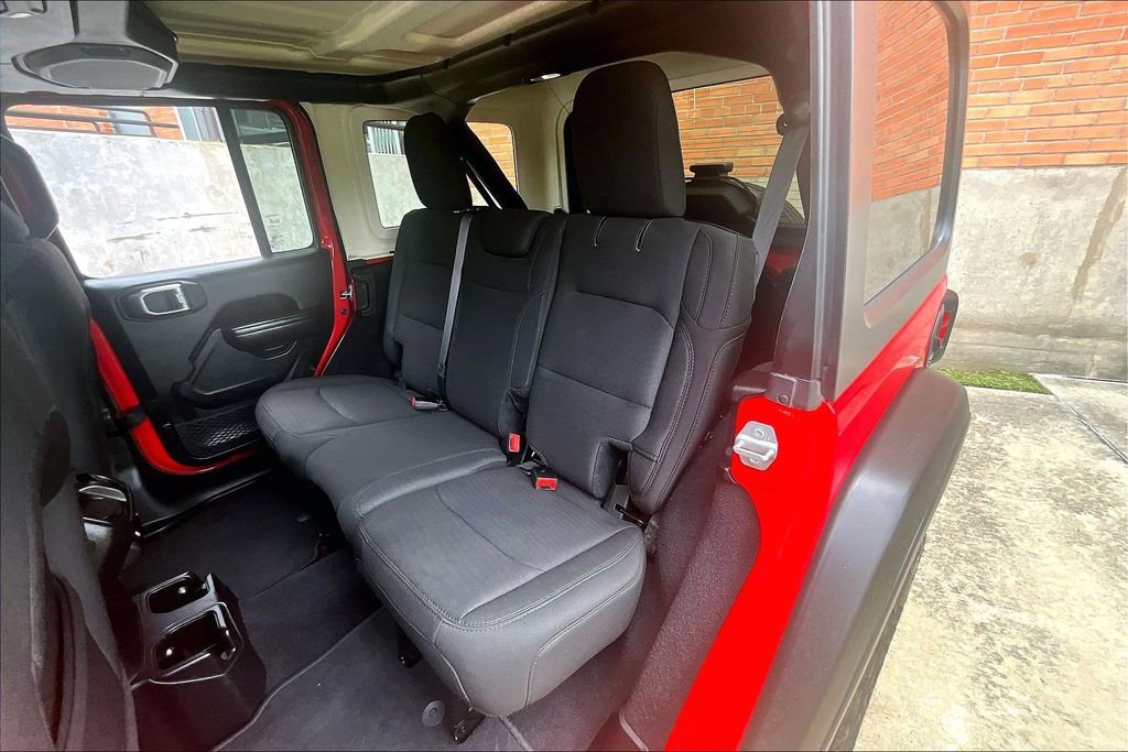 Used 2019 Jeep Wrangler Unlimited Sport S AWD/4WD image 37