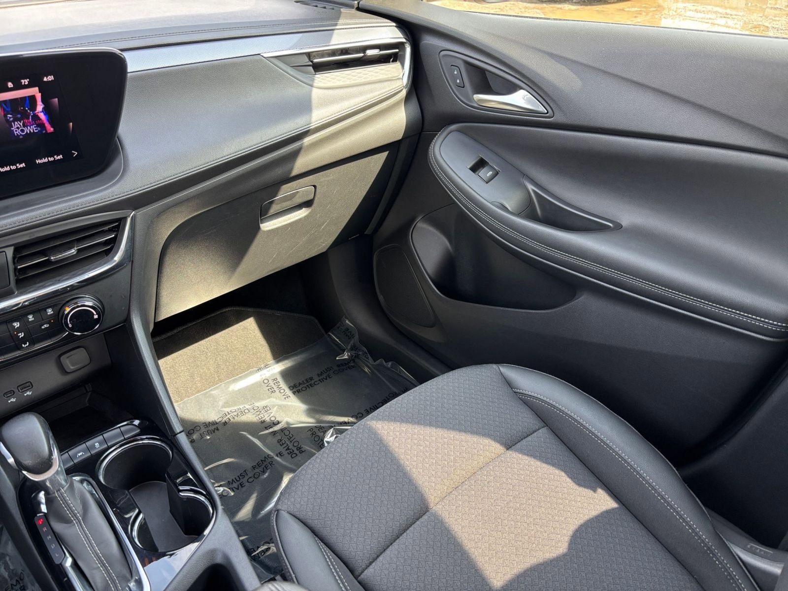 Used 2025 Buick Encore GX Preferred FWD image 35
