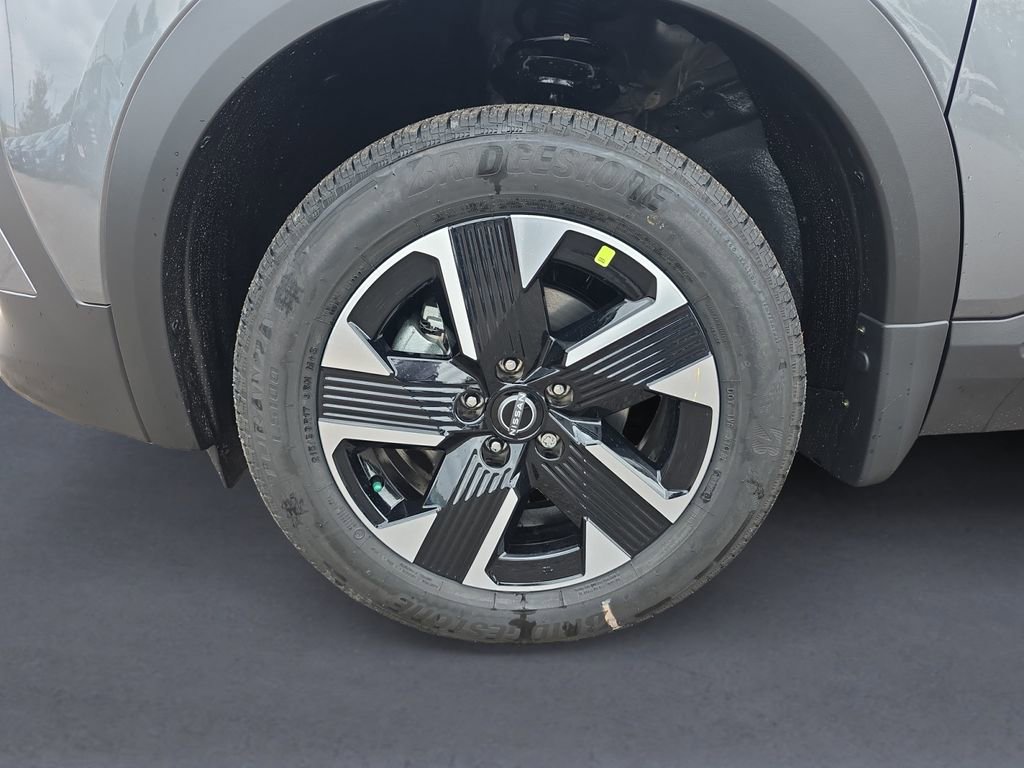 New 2026 Nissan Kicks SV w/ Cold Weather Package AWD/4WD image 14