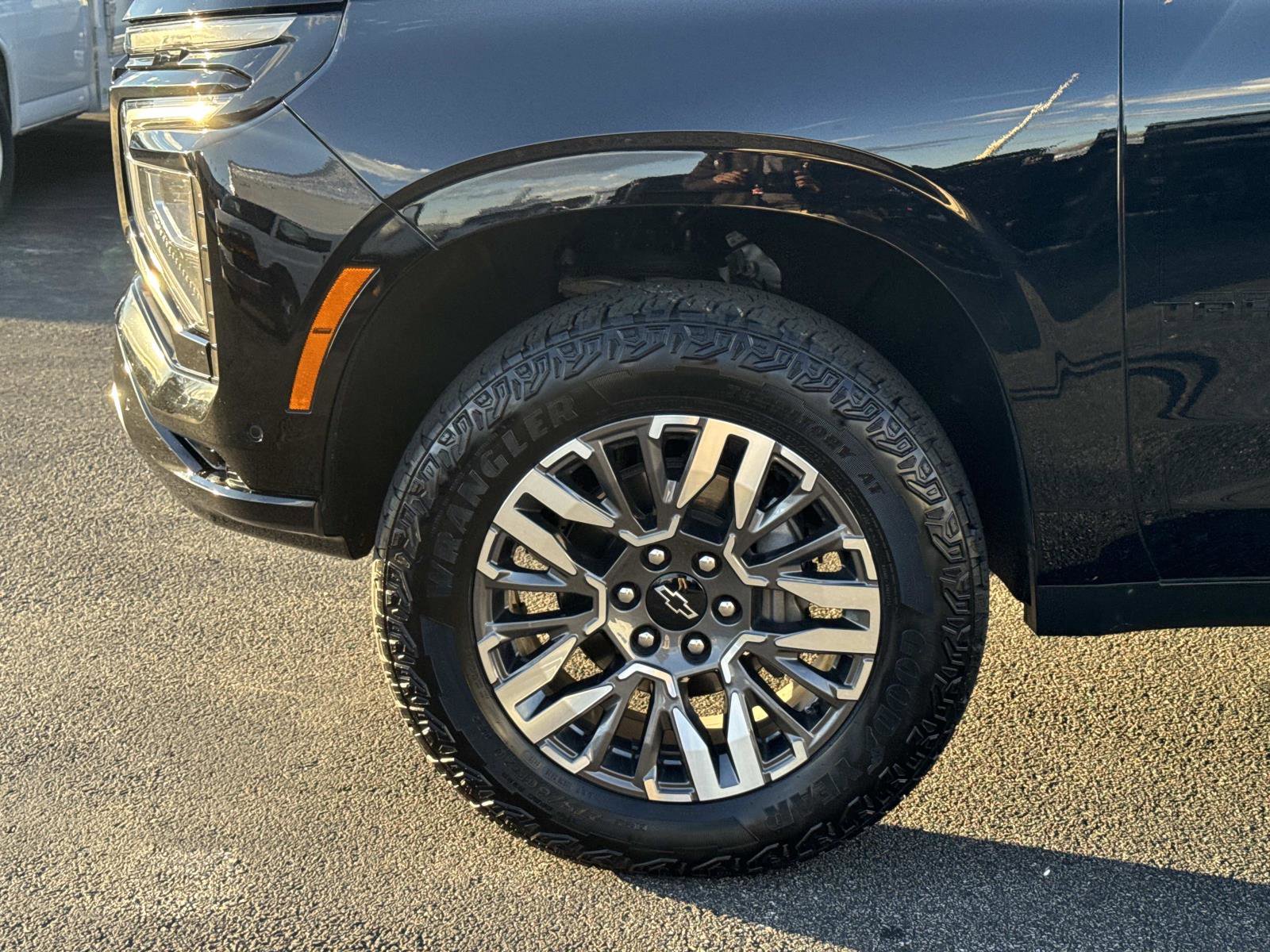 Certified 2025 Chevrolet Tahoe Z71 image 29