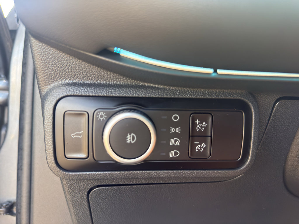 Used 2025 Ford Explorer ST AWD/4WD image 13