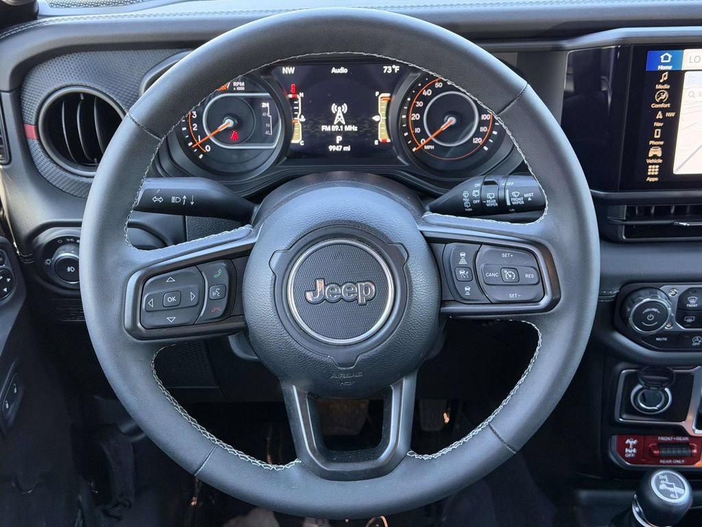 Used 2025 Jeep Wrangler Unlimited Rubicon w/ Safety Group AWD/4WD image 18