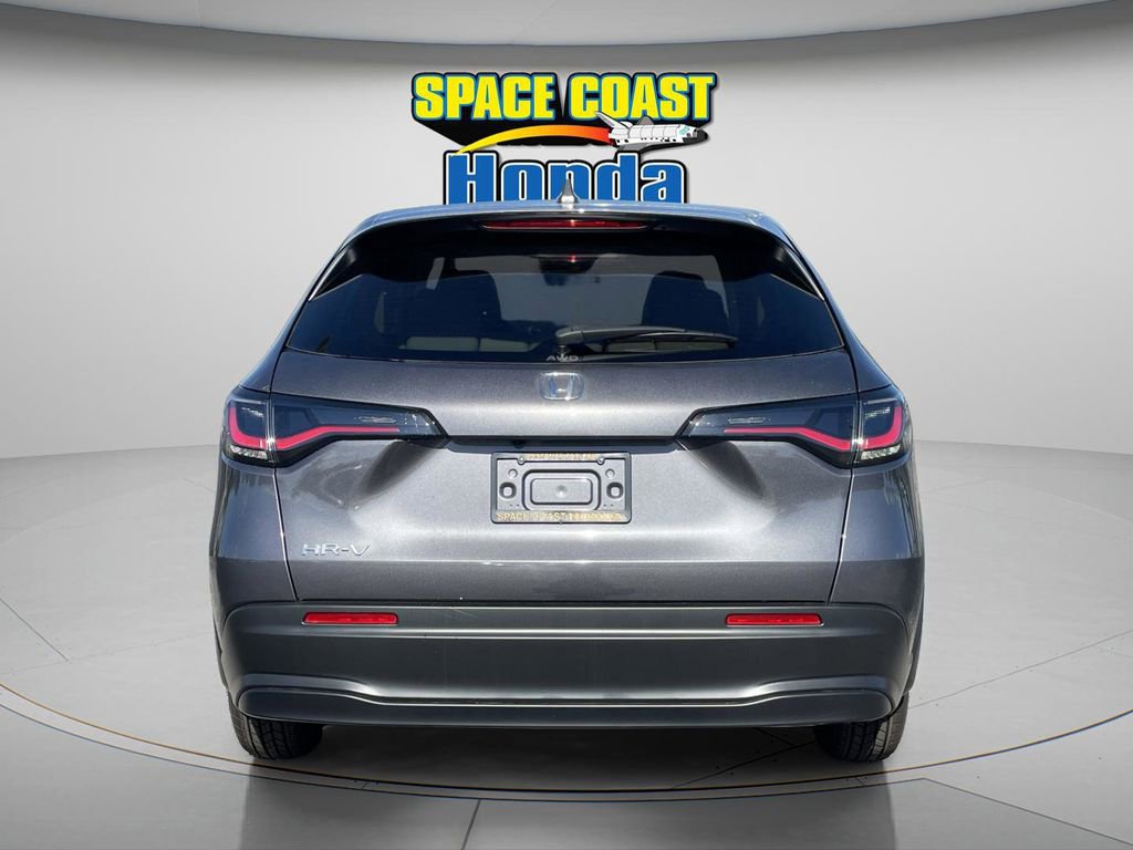 New 2026 Honda HR-V LX image 8