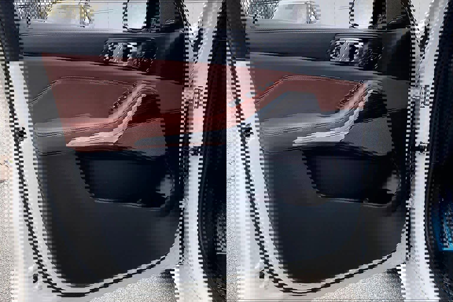 Used 2024 BMW X5 M60i w/ Executive Package image 22