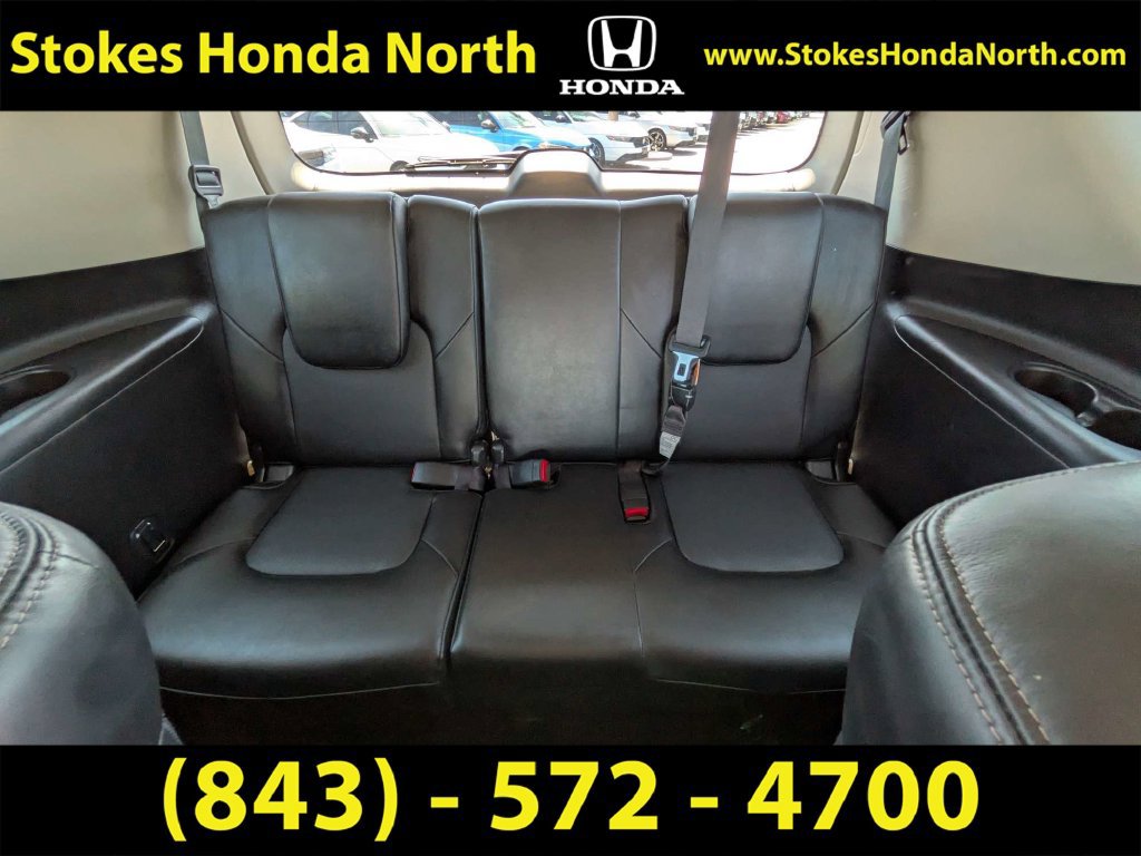 Used 2022 Nissan Armada Platinum w/ Captain's Chairs Package RWD image 15
