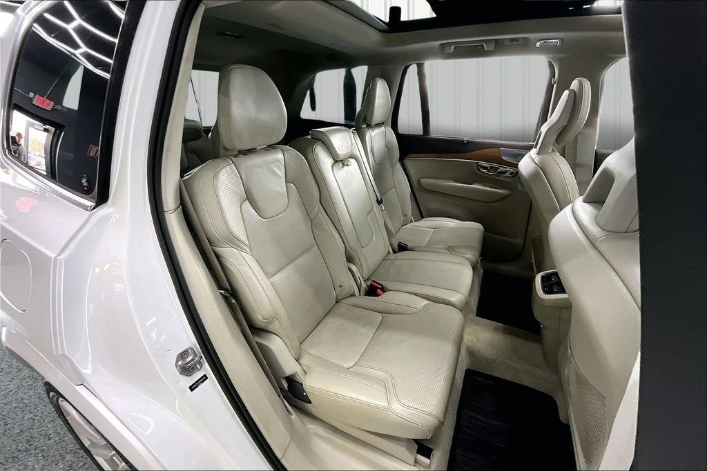 Used 2016 Volvo XC90 T6 Inscription image 22