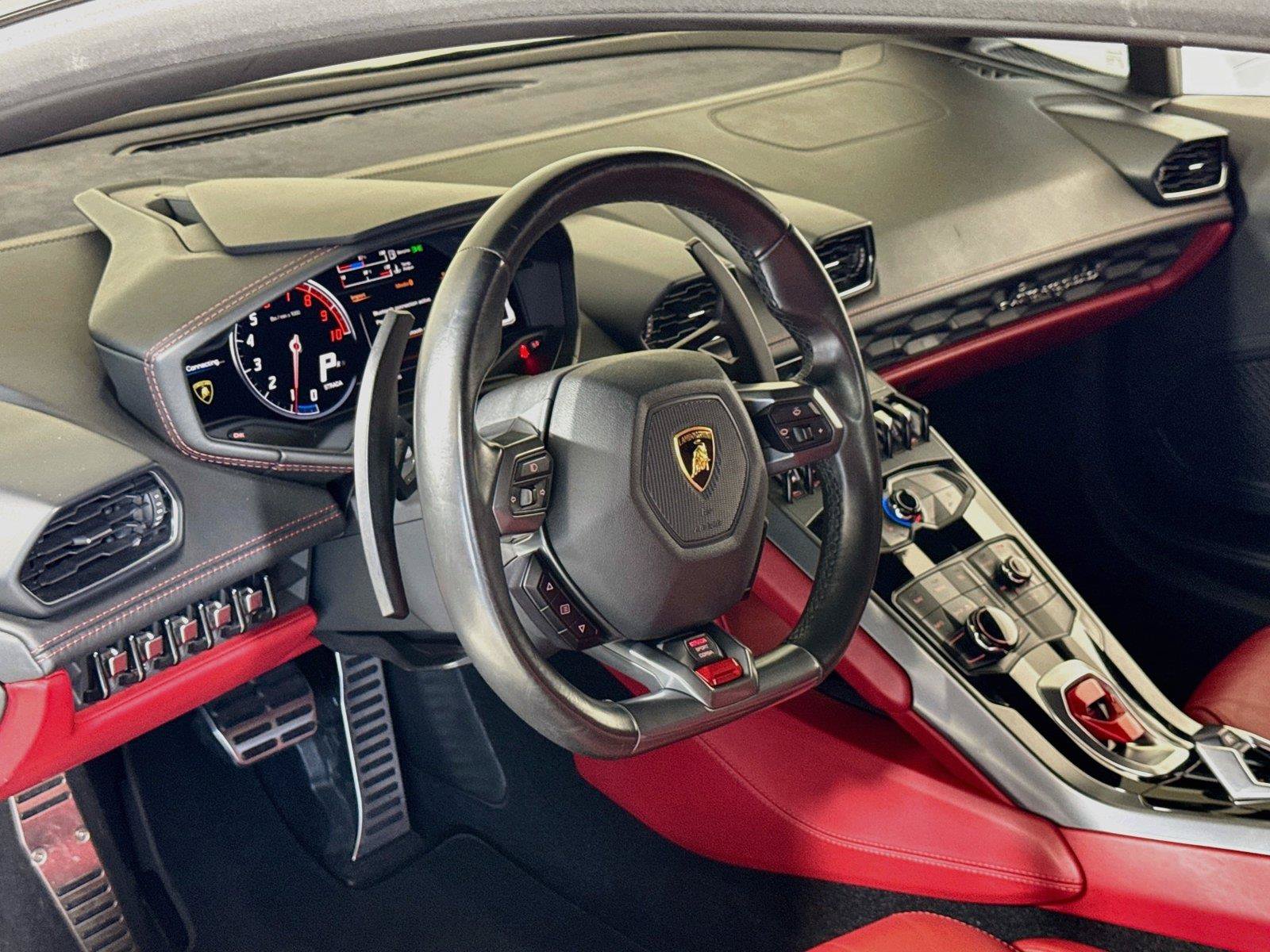 Used 2017 Lamborghini Huracan LP 580-2 RWD image 15