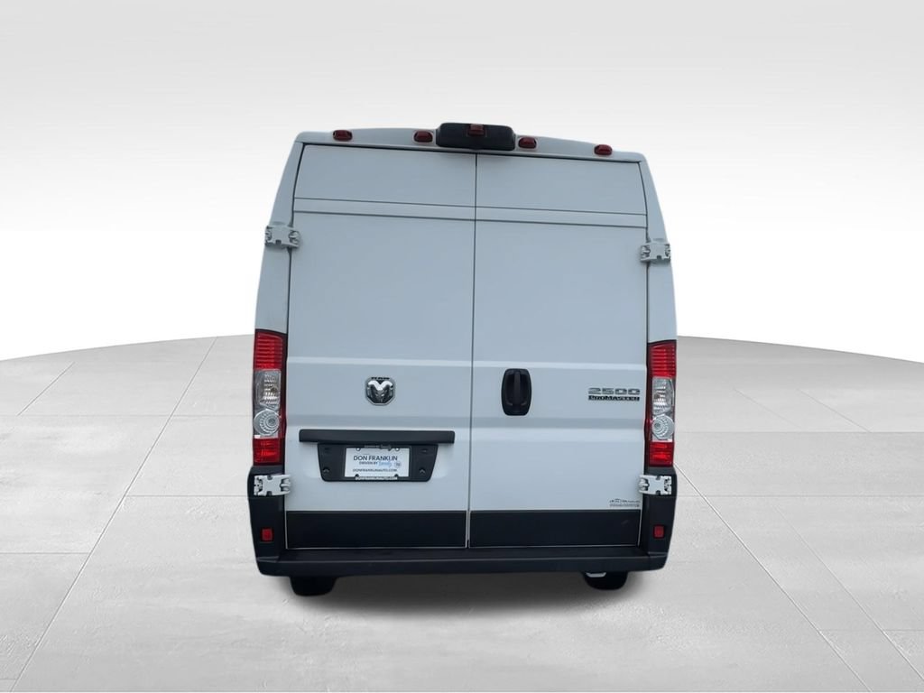 Used 2024 RAM ProMaster 2500 w/ Convenience Group FWD image 7