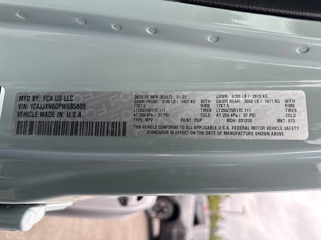 Used 2023 Jeep Wrangler Unlimited AWD/4WD image 16