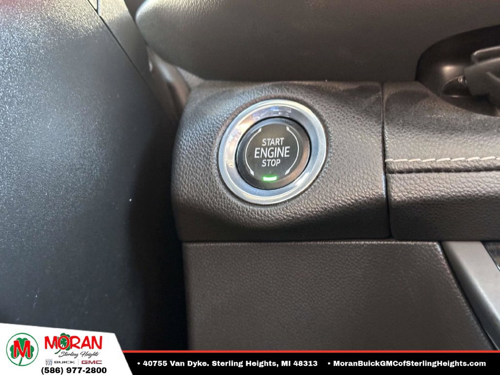Certified 2022 Buick Envision Preferred FWD image 31