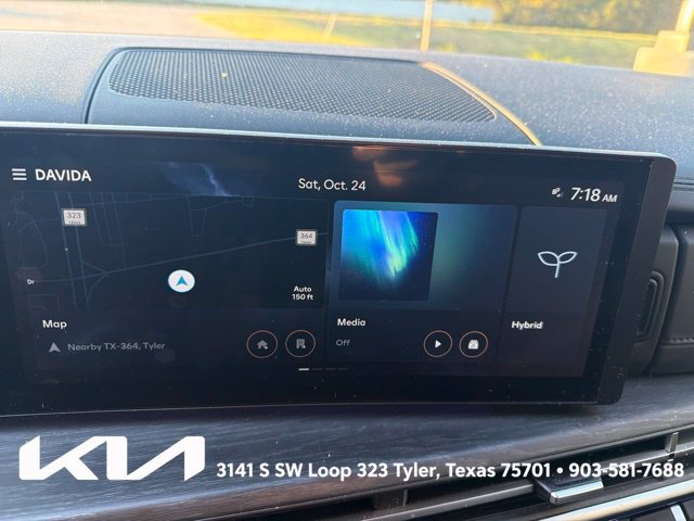 Used 2025 Hyundai Santa Fe Limited FWD image 19