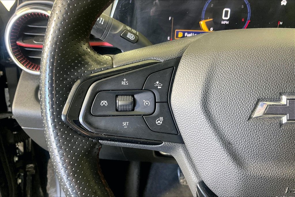 Used 2025 Chevrolet Trax RS w/ Driver Confidence Package FWD image 22