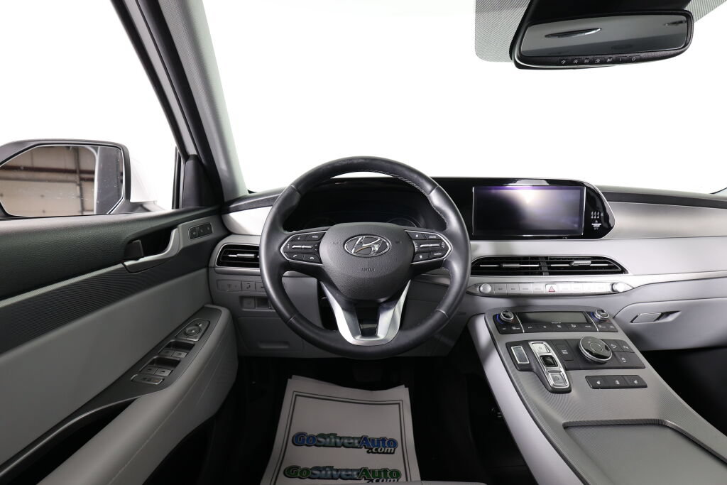 Used 2022 Hyundai Palisade SEL w/ 8P Bench Seat Package AWD/4WD image 31