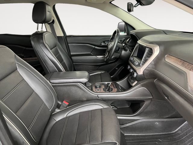 Used 2023 GMC Acadia Denali w/ Denali Technology Package image 12