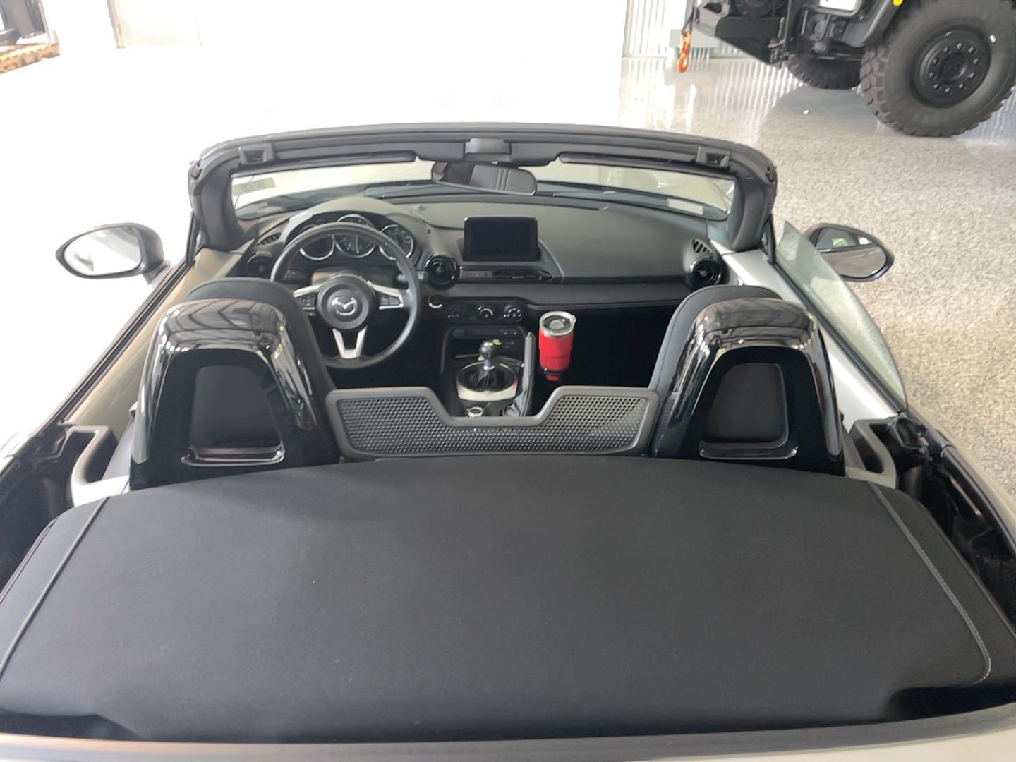 Used 2023 MAZDA MX-5 Miata Club RWD image 6