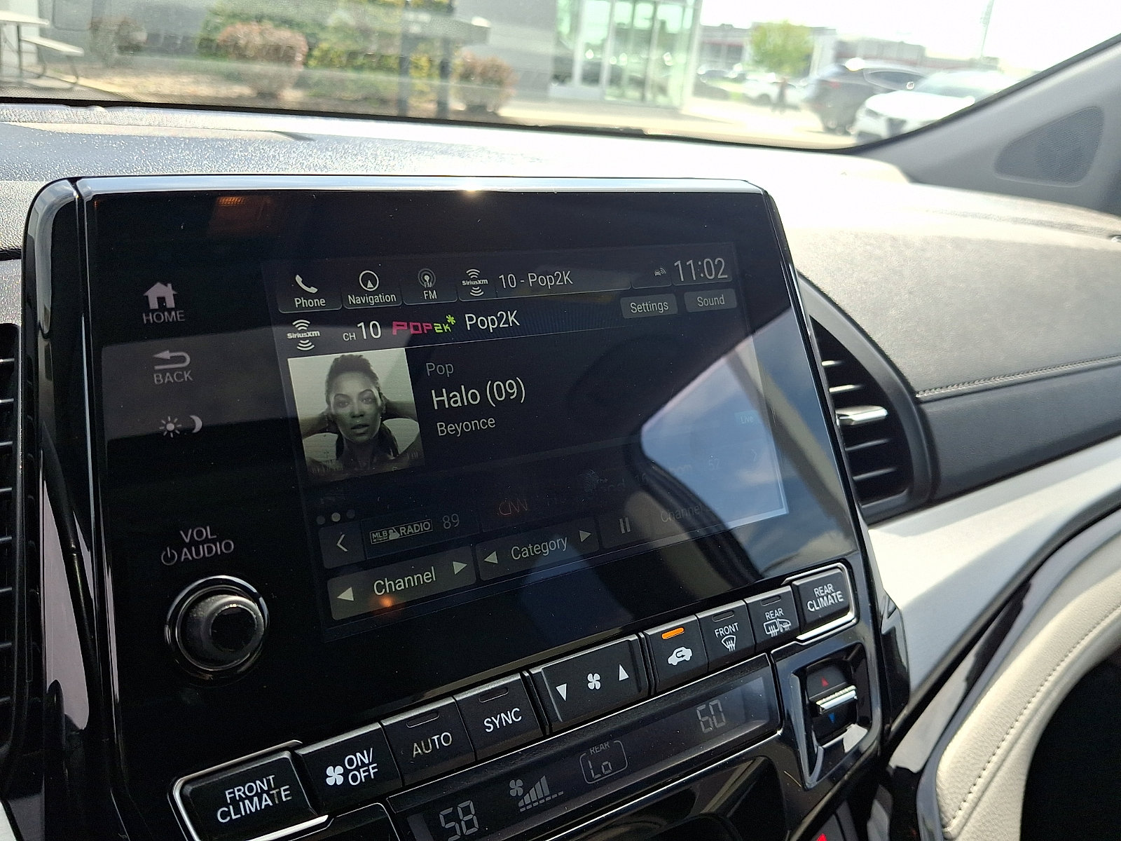 Used 2023 Honda Odyssey Touring image 17