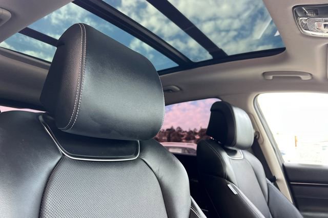 Used 2024 Genesis GV70 2.5T w/ Advanced Package image 22